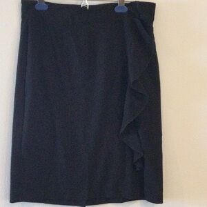 Elegant Black Ruffle Skirt Size 13